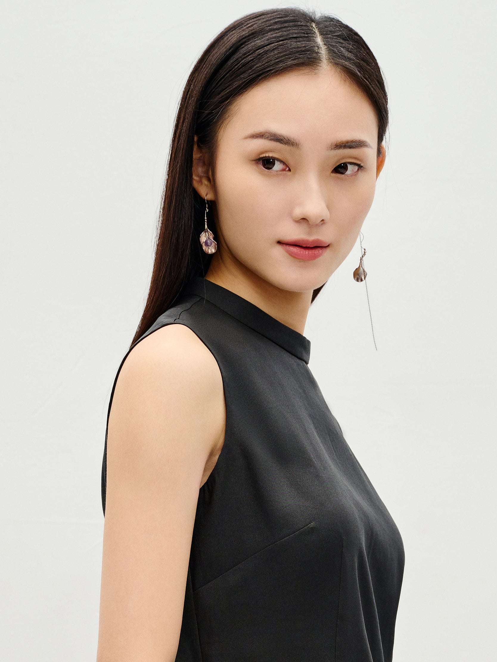 925Sterling silver, amethyst, white brassEarrings