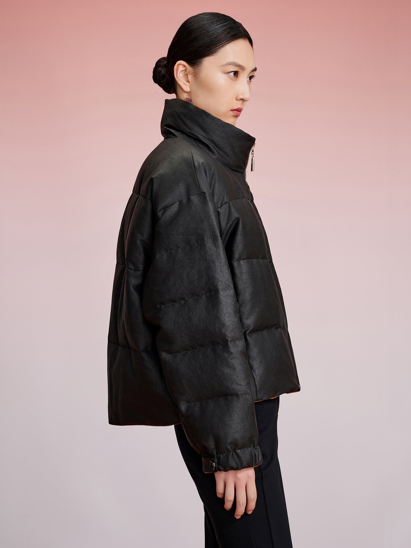 Gambiered canton silk gold zipper short down coat