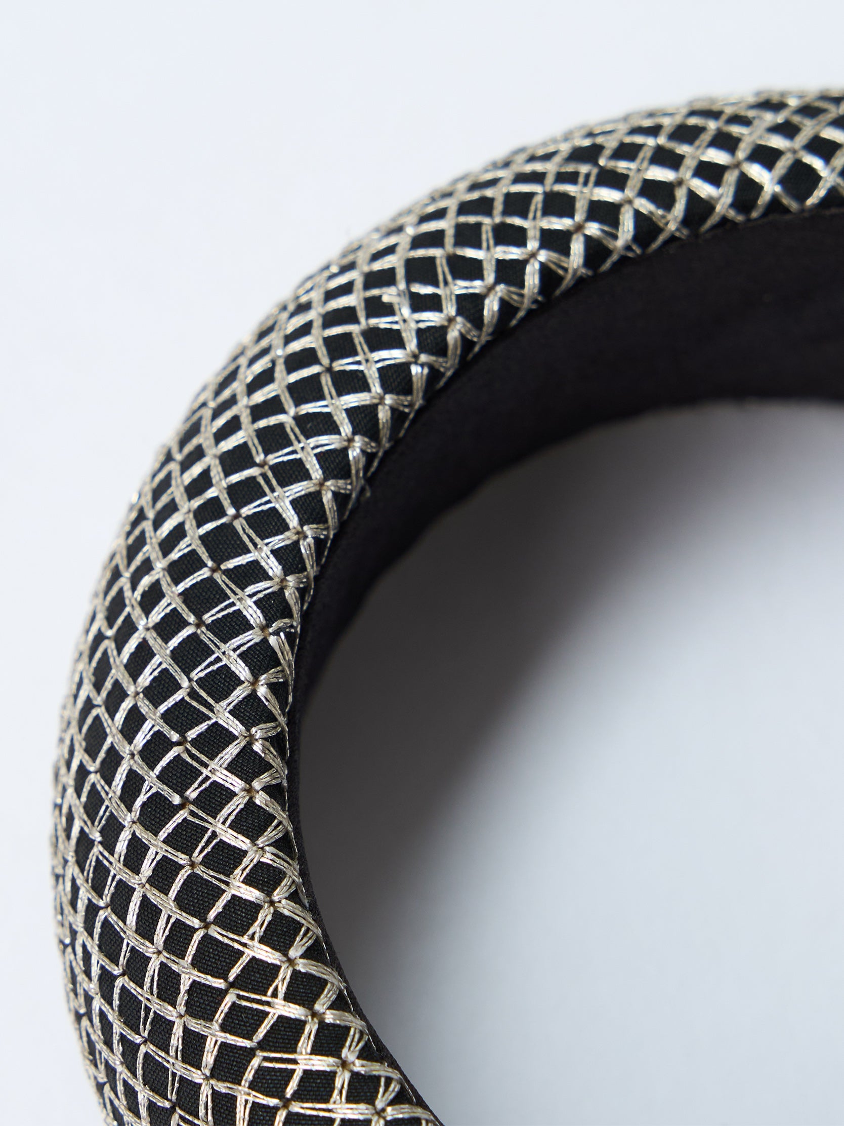 Gambiered canton silk embroidered bangle