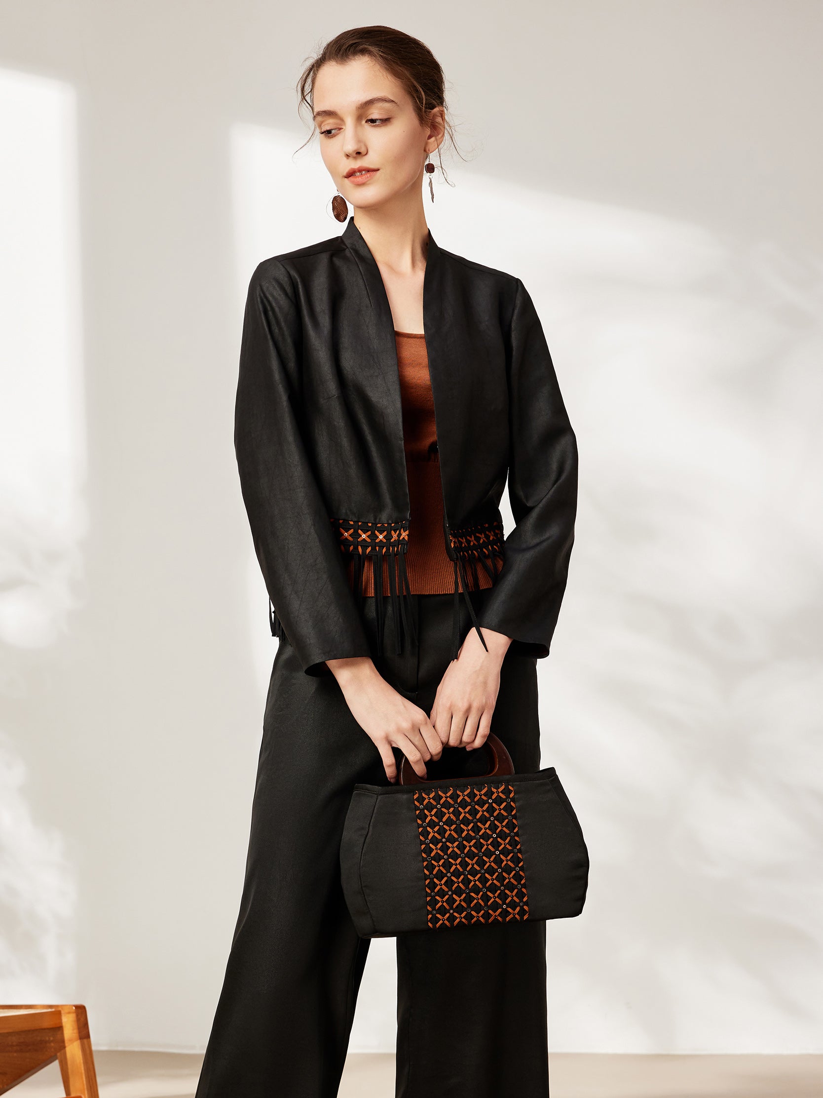 Gambiered canton silk woven beaded wooden-handled tote