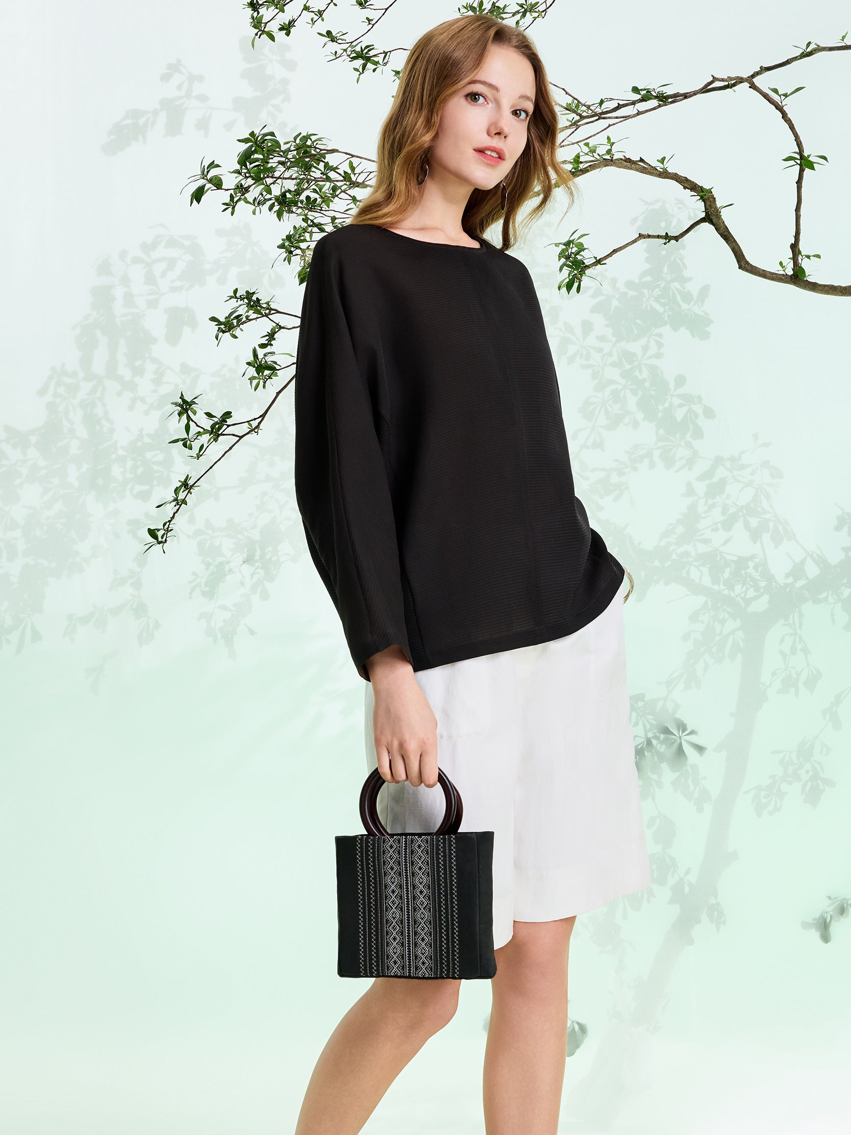 Gambiered canton silk embroidered handbag