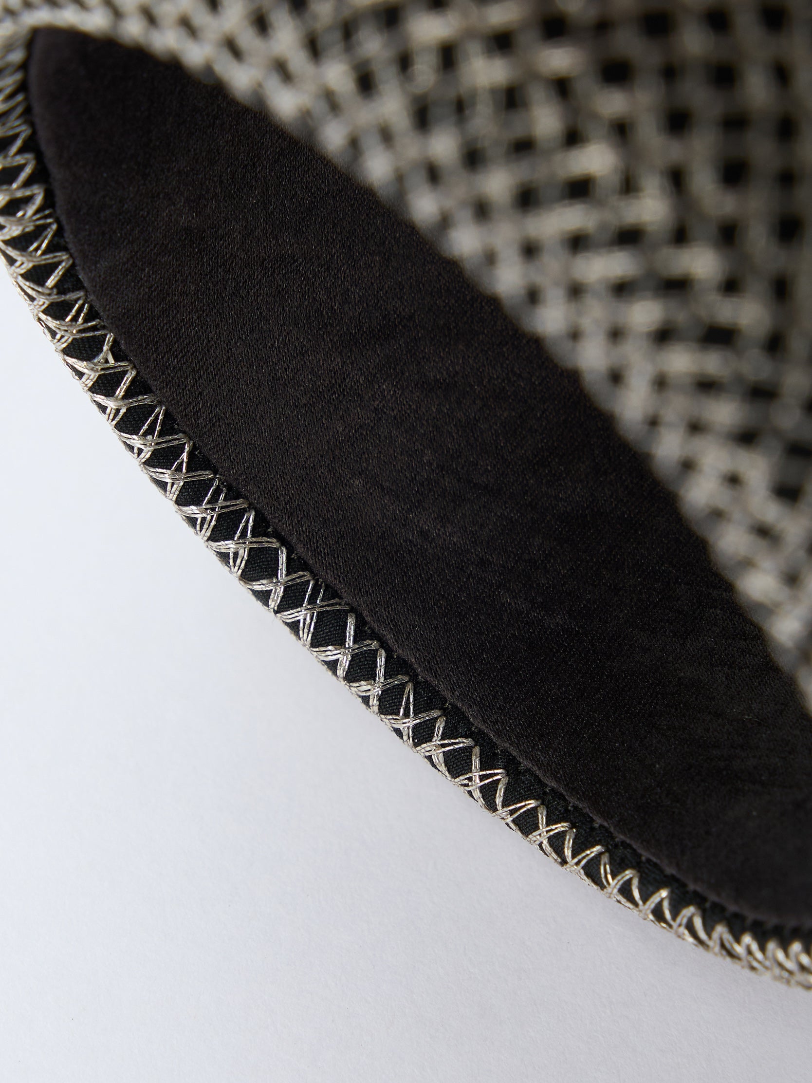 Gambiered canton silk embroidered bangle