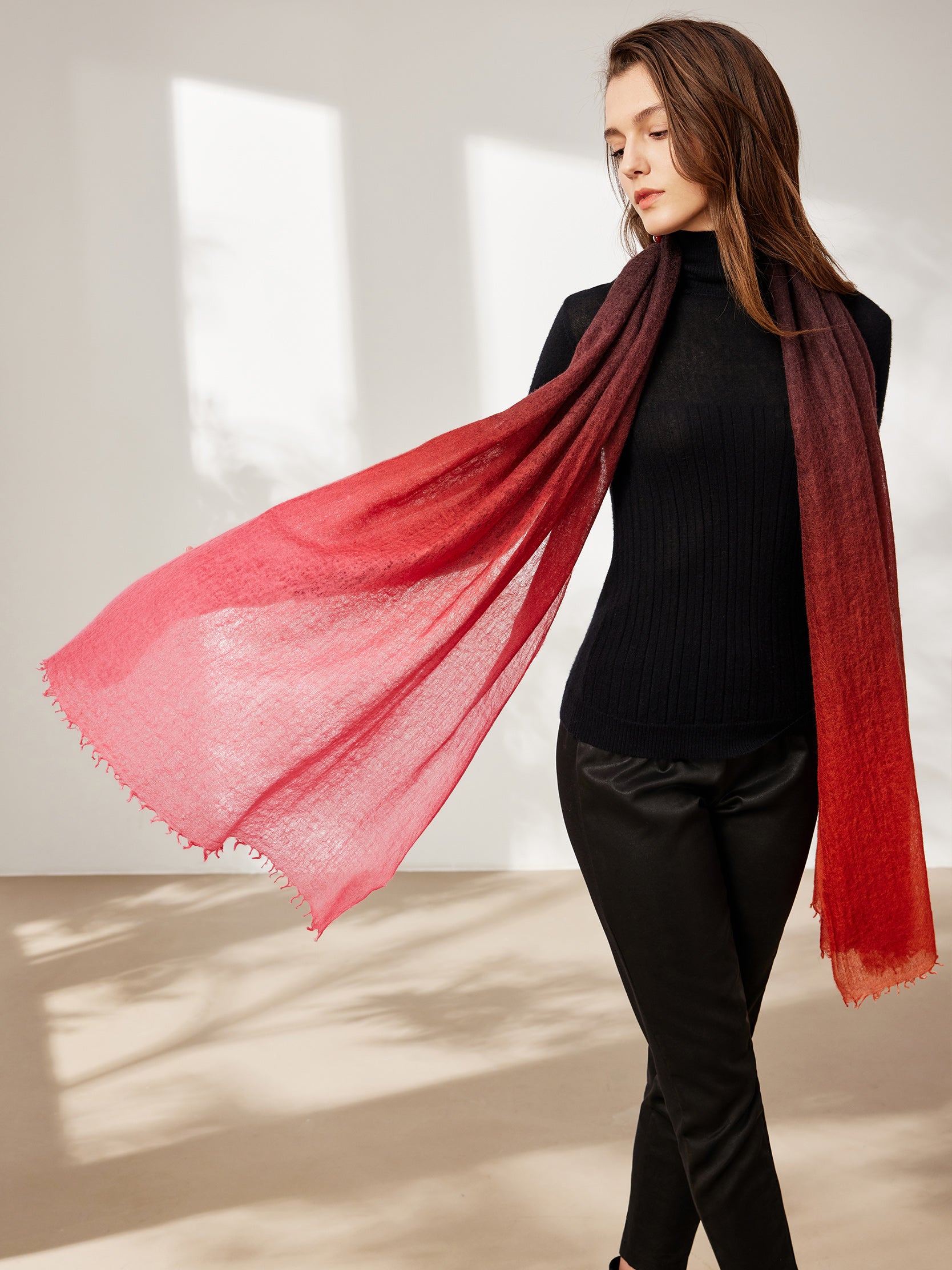 Long cashmere gradient scarf